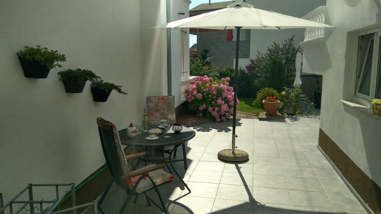 Apartments Lipic Vodice Extérieur photo
