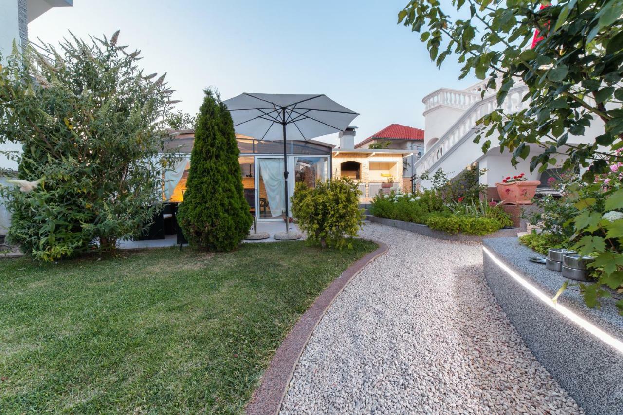 Apartments Lipic Vodice Extérieur photo