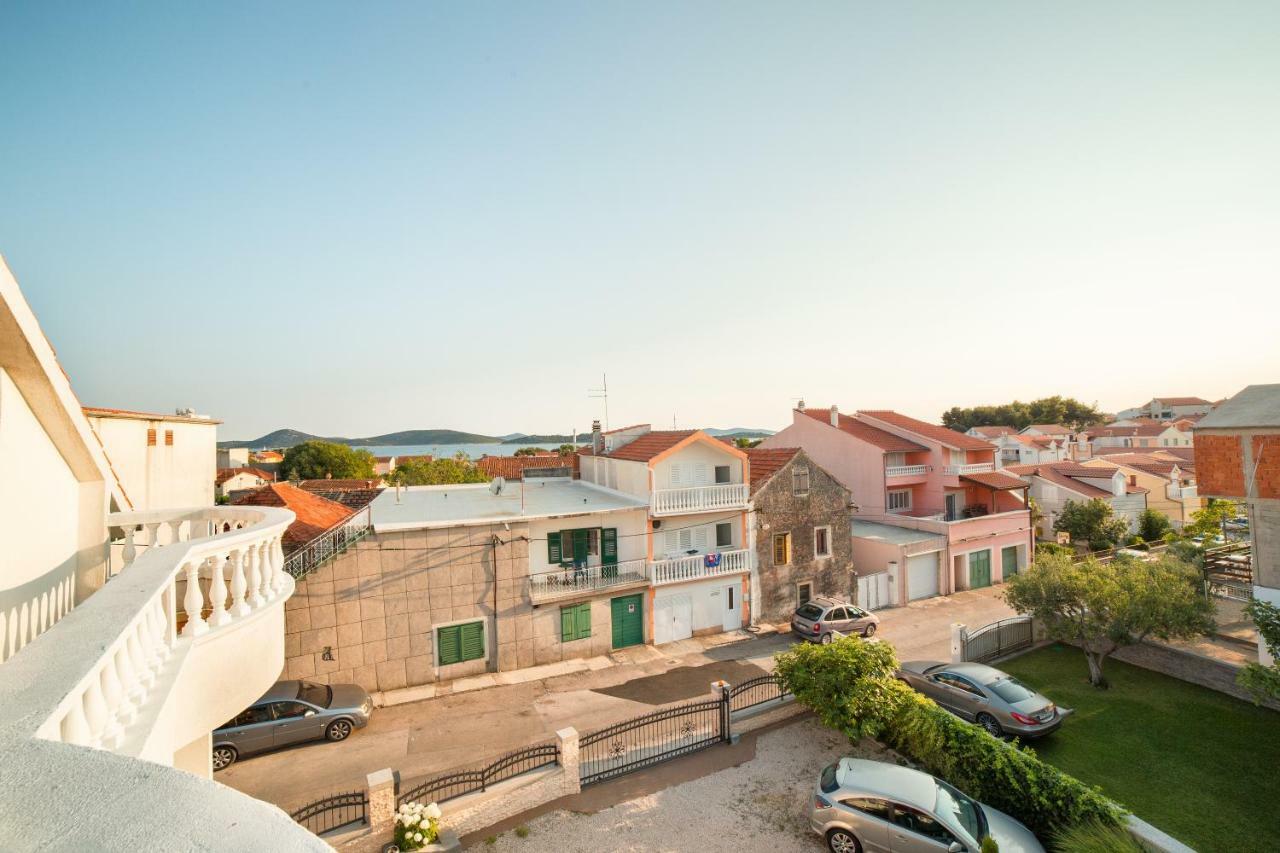 Apartments Lipic Vodice Extérieur photo