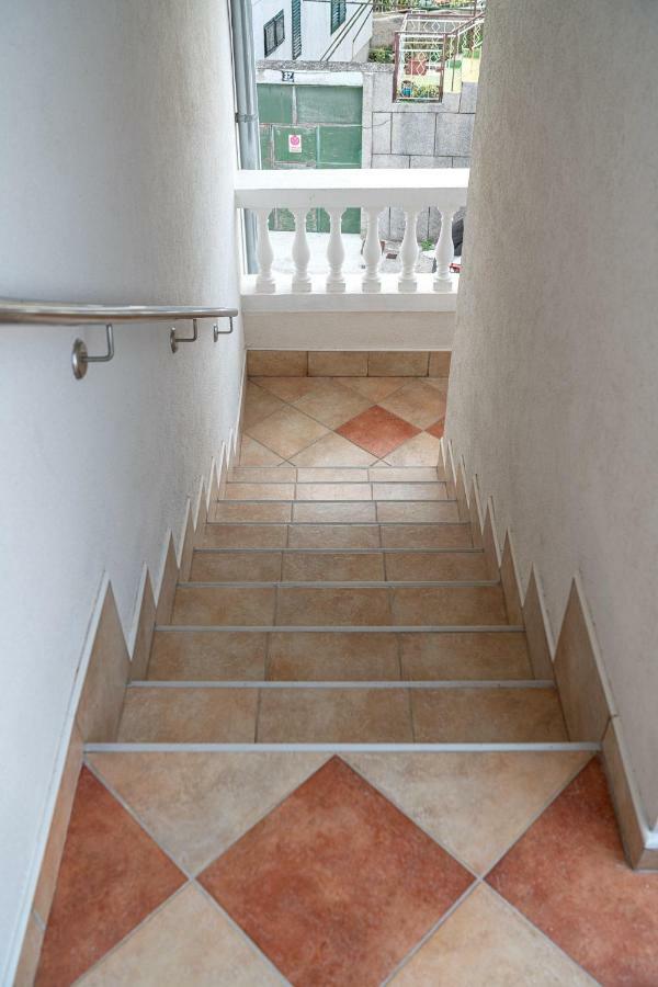 Apartments Lipic Vodice Extérieur photo